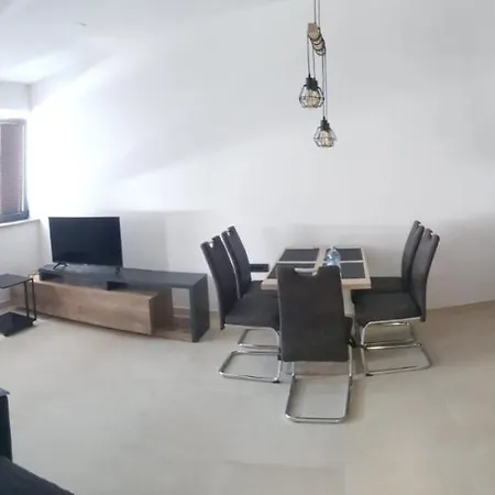 Fontana Apartment *